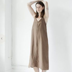 First Rite V Camisole Dress (Brown)